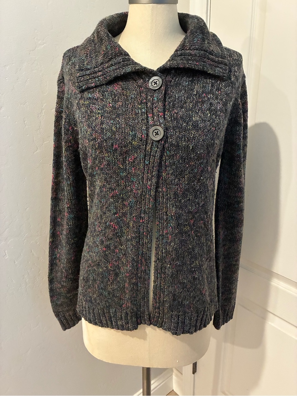 Liz Claiborne Charcoal Speckled Button-Front Cardigan size PXL